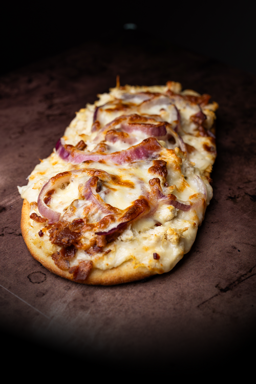 CHICKEN ALFREDO FLATBREAD